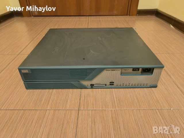 cisco ISR router 3825, снимка 2 - Рутери - 52346357
