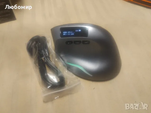 Безжична ергономична мишка Zelotes F-26C, вертикална мишка с OLED екран

, снимка 10 - Клавиатури и мишки - 49097228