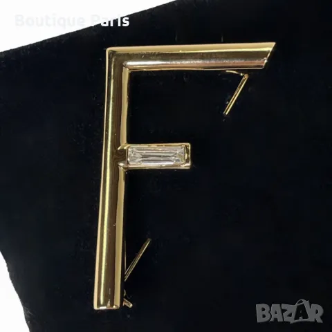 Fendi оригинално броше