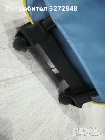 Детски куфар с колелца и телескопична дръжка - Миньоните, снимка 8 - Куфари - 38815569