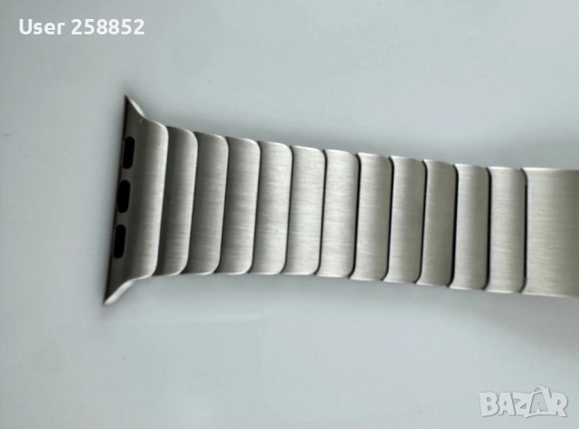Оригинална Apple Watch сребърна каишка от неръждаема стомана със закопчаване на пеперуда - Оригинал, снимка 18 - Каишки за часовници - 52841895