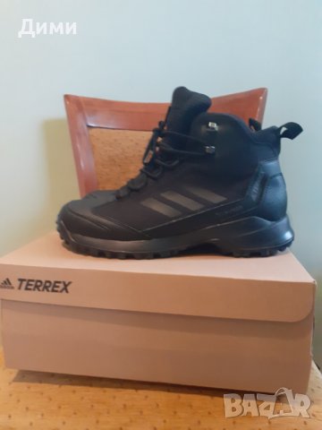 Обувки Adidas TERREX Frozentrack MID CW C, снимка 2 - Мъжки боти - 39656124