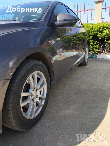 Chevrolet Cruze 1.6 LS, снимка 4 - Автомобили и джипове - 54115814