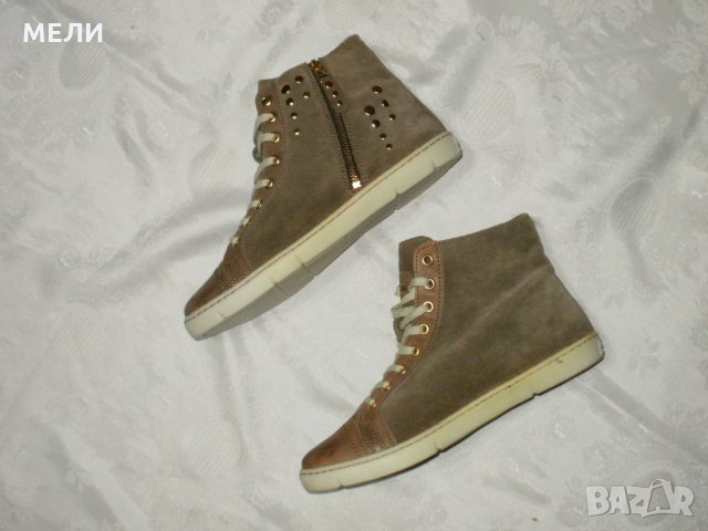 ROOTS страхотни дамски кожа нови 39, снимка 3 - Дамски боти - 30213734