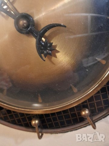 Стар стенен часовник , снимка 15 - Антикварни и старинни предмети - 36784622