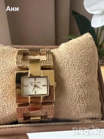 Часовник Michael KORS