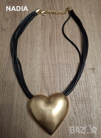 Колие златно сърце, снимка 3 - Колиета, медальони, синджири - 53260951