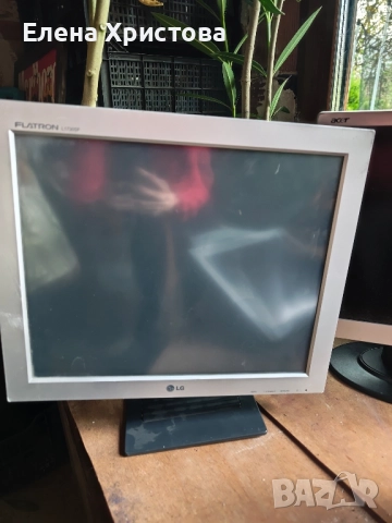 Монитори за компютри , снимка 2 - Монитори - 52373470