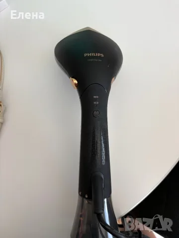 Вертикална ютия PHILIPS Series 7000 STH7060/80, 1500W, 0.2l, черно-златно