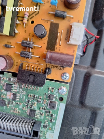 Захранваща платка ,17IPS63 за 32-инчов телевизорTELEFUNKEN 32HE4011 , с дисплей VES315WNGL-L3-N91, снимка 4 - Части и Платки - 52162956