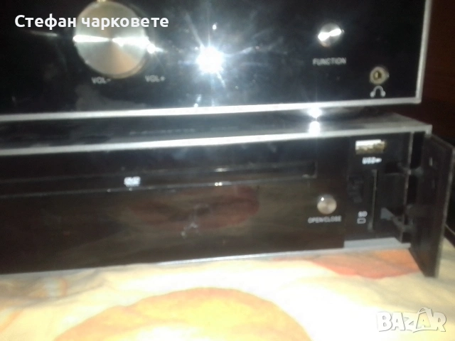 Аудио уредба от два компонента усилвател и DVD player със радио тунер , снимка 11 - Аудиосистеми - 53116667