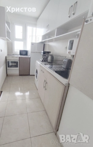 Първа линия за нощувки, двустаен апартамент + отделна кухня ”Плаж 2”, ж.к. Лазур, Бургас, под наем, снимка 9 - Квартири, нощувки - 53914435