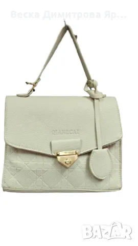 Идеалната практична дамска чанта, снимка 3 - Чанти - 49046600