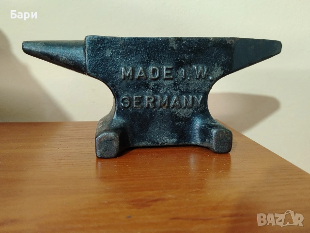 Стара малка наковалня от Германия 3кг., снимка 2 - Други ценни предмети - 54186642