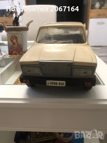 Голям модел на Лада  в мащаб 1:8, снимка 17 - Колекции - 51725257
