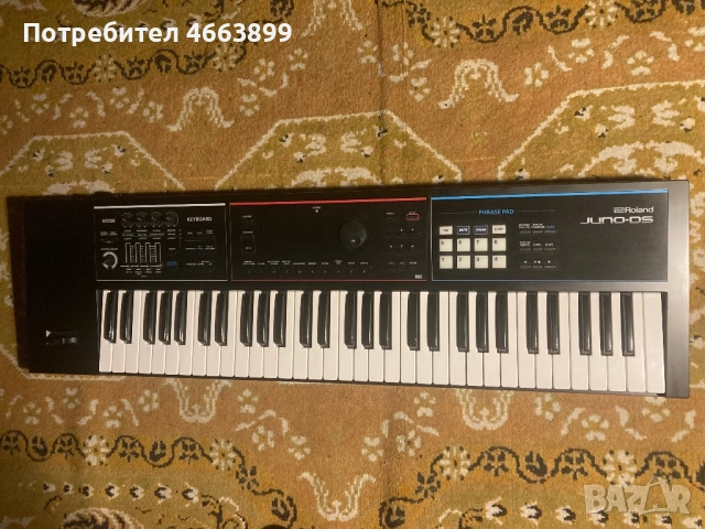 Синтезатор Roland JUNO DS61