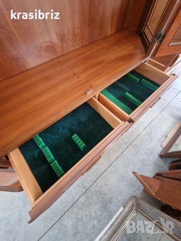 Масивна Витрина- внос от Германия! , снимка 4 - Секции и витрини - 54355088