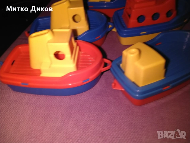  Комплект от 5 играчки лодки Androni маркови за баня вода, снимка 3 - Водни спортове - 53328079