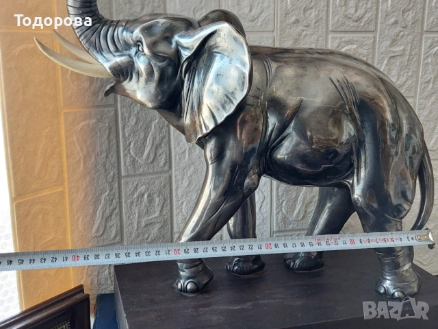 Огромна сребърна фигура на слон.Сребро 800, снимка 4 - Антикварни и старинни предмети - 52181423