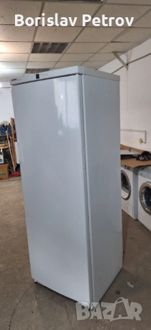Голям фризер Либхер Премиум Нофрост Инвертор, снимка 3 - Фризери - 54146546