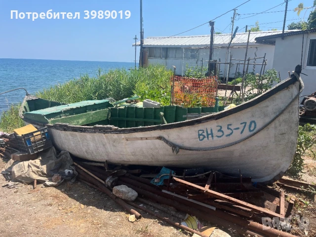 Лодка за декорация