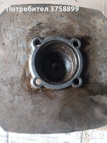 различни части останали от двигатели за иже възход и татран., снимка 15 - Части - 54069108