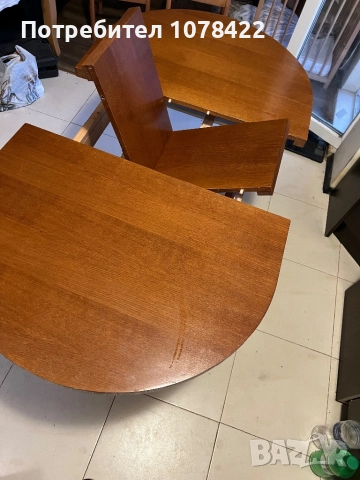 Продавам дървена овална маса за хранене, която се разтега., снимка 3 - Маси - 52722913