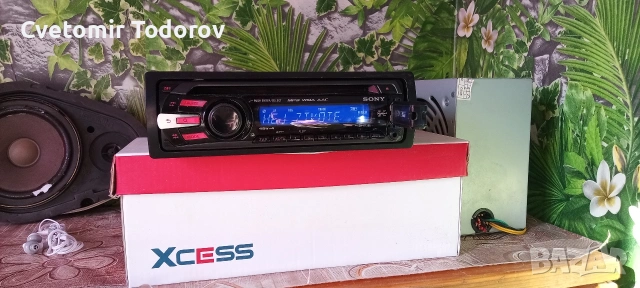 Авто плеър за кола Sony с флашка, снимка 3 - Ресийвъри, усилватели, смесителни пултове - 54104622