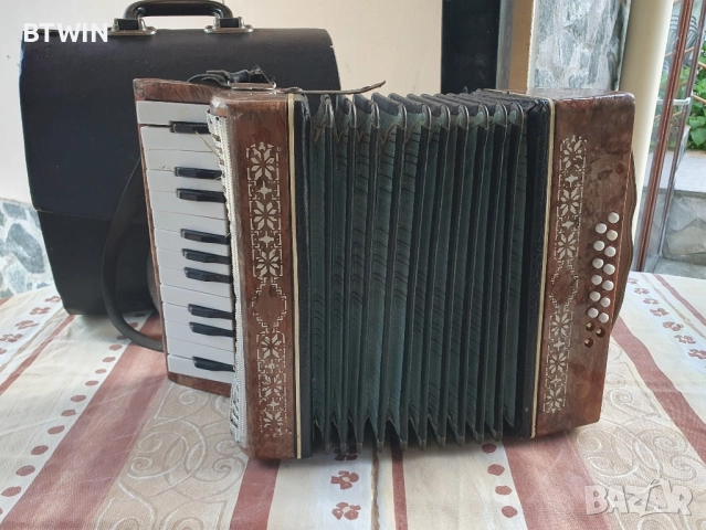 Ретро - Акордеон Малыш Ц2ЗР50 – СССР !, снимка 7 - Акордеони - 51784478