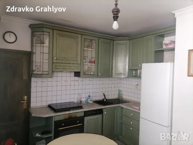 Дава се под наем просторен тристаен апартамент 130 м2 чиста площ до Римската стена, снимка 7 - Апартаменти - 49414968