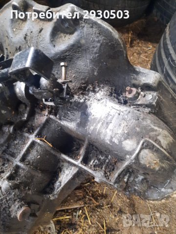 Скроростна кутия от Опел Ф15, снимка 2 - Части - 37970959