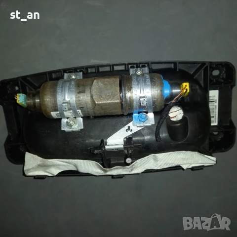 Пасажерски Airbag Mercedes B class W246, снимка 3 - Части - 51398736