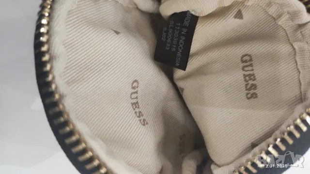 Guess портмоне , снимка 3 - Портфейли, портмонета - 48819942