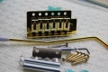 Златисто тремоло страт squire, снимка 2