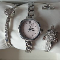 Подаръчен комплект часовник с 2 гривни, снимка 2 - Дамски - 29254723