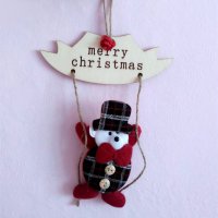 598 Коледна украса за врата с дървен надпис Merry Christmas 30см, снимка 7 - Декорация за дома - 30684976