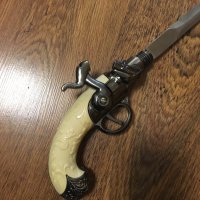 Стилен бастун с  кинжал и дръжка-ретро пистолет, снимка 1 - Колекции - 39518368