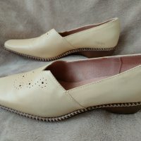 Нови кожени български обувки, снимка 1 - Дамски ежедневни обувки - 42299923