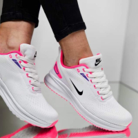 Дамски маратонки Nike Реплика ААА+, снимка 3 - Маратонки - 44724422