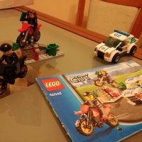 Конструктор Лего - модел LEGO City 60042 - High Speed Police Chase, снимка 1 - Конструктори - 38247101