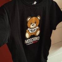 дамска дълга тениска moschino, снимка 1 - Тениски - 44163864