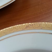 Стар български порцелан чинии с златен кант , снимка 13 - Антикварни и старинни предмети - 39897654