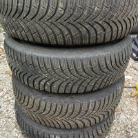 Зимни гуми hankook 195 70 16 4 бр. , снимка 1 - Гуми и джанти - 42308888