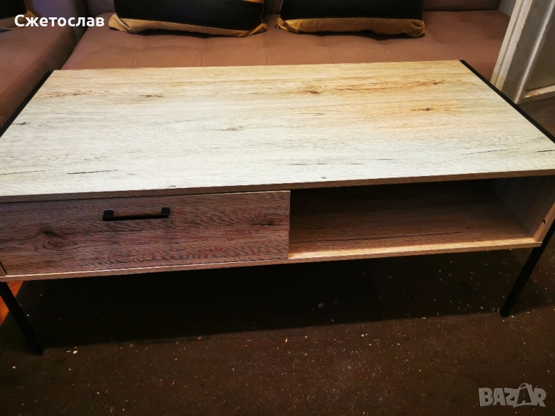 Холна маса , снимка 1