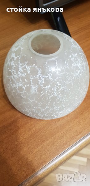 Продавам аплик-абажур бял , снимка 1