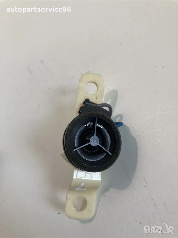 Преден ляв високочестотен говорител (туитър) за KIA Carnival 2.9 CRDi (2006–2012) 96320-4D100, снимка 1