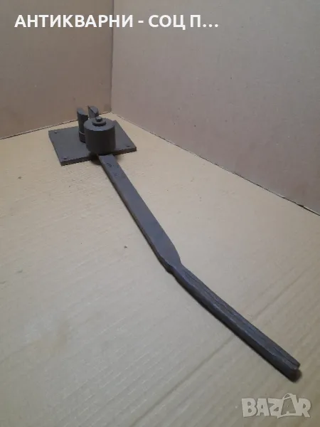 Стара Ръчно Изработена Ръчна Машина За Огъване На Метални Орнаменти., снимка 1