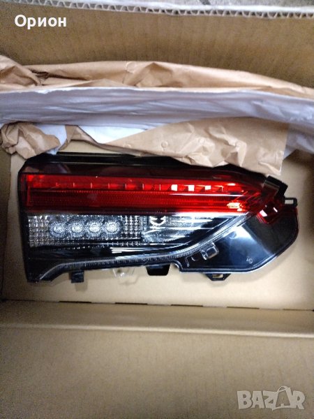 Оригинален заден ляв стоп за Toyota RAV4, снимка 1
