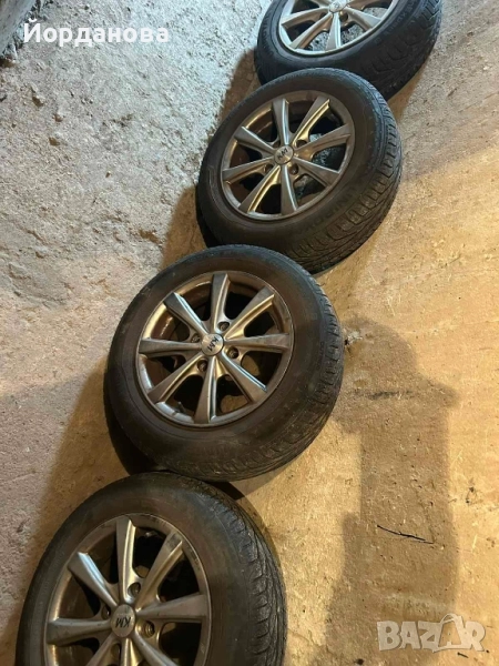 Продавам 2 комплекта гуми с джанти, снимка 1