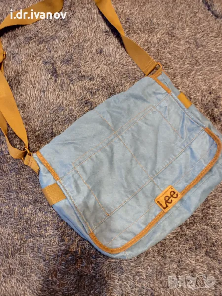 велурена ученическа чанта през рамо, снимка 1